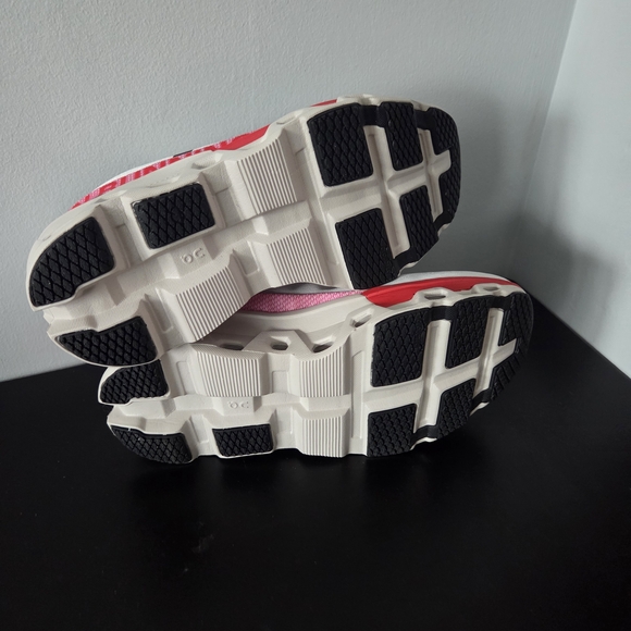 On Cloud Cloudmonsters- White red and pink - Picture 7 of 7